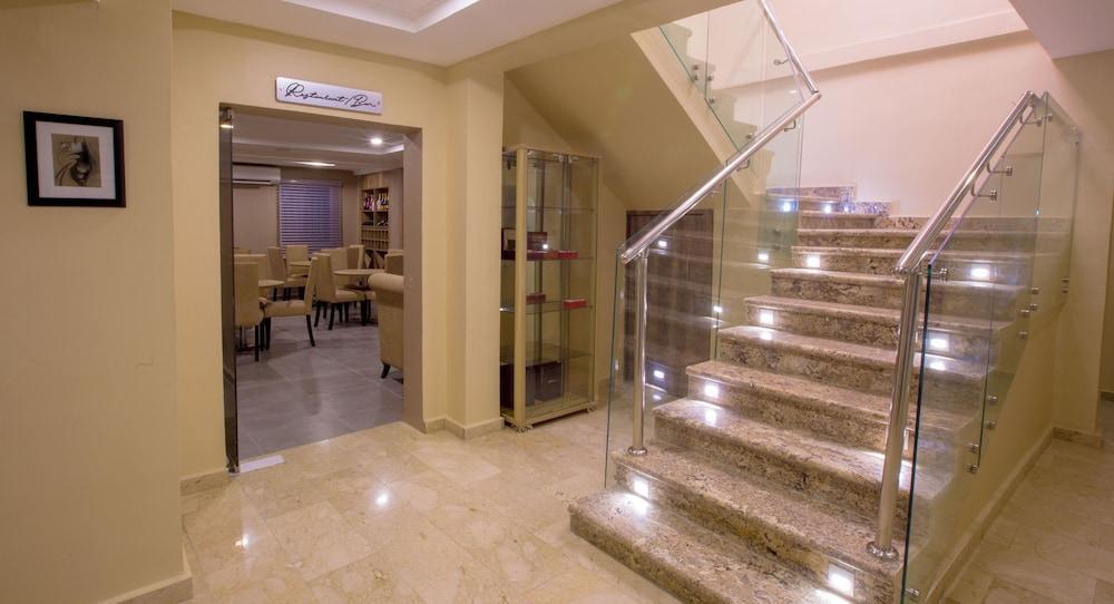 /web/uploads/116/Ivana Suites/header-images/ivana1.jpg